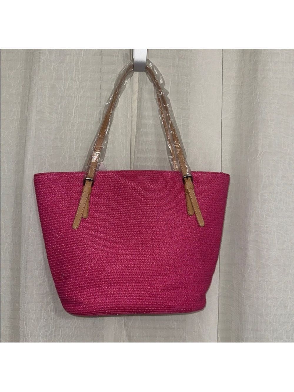 Fuchsia Pink TanβStraw Faux Leather Straps Tote Bag - Picture 2 of 12